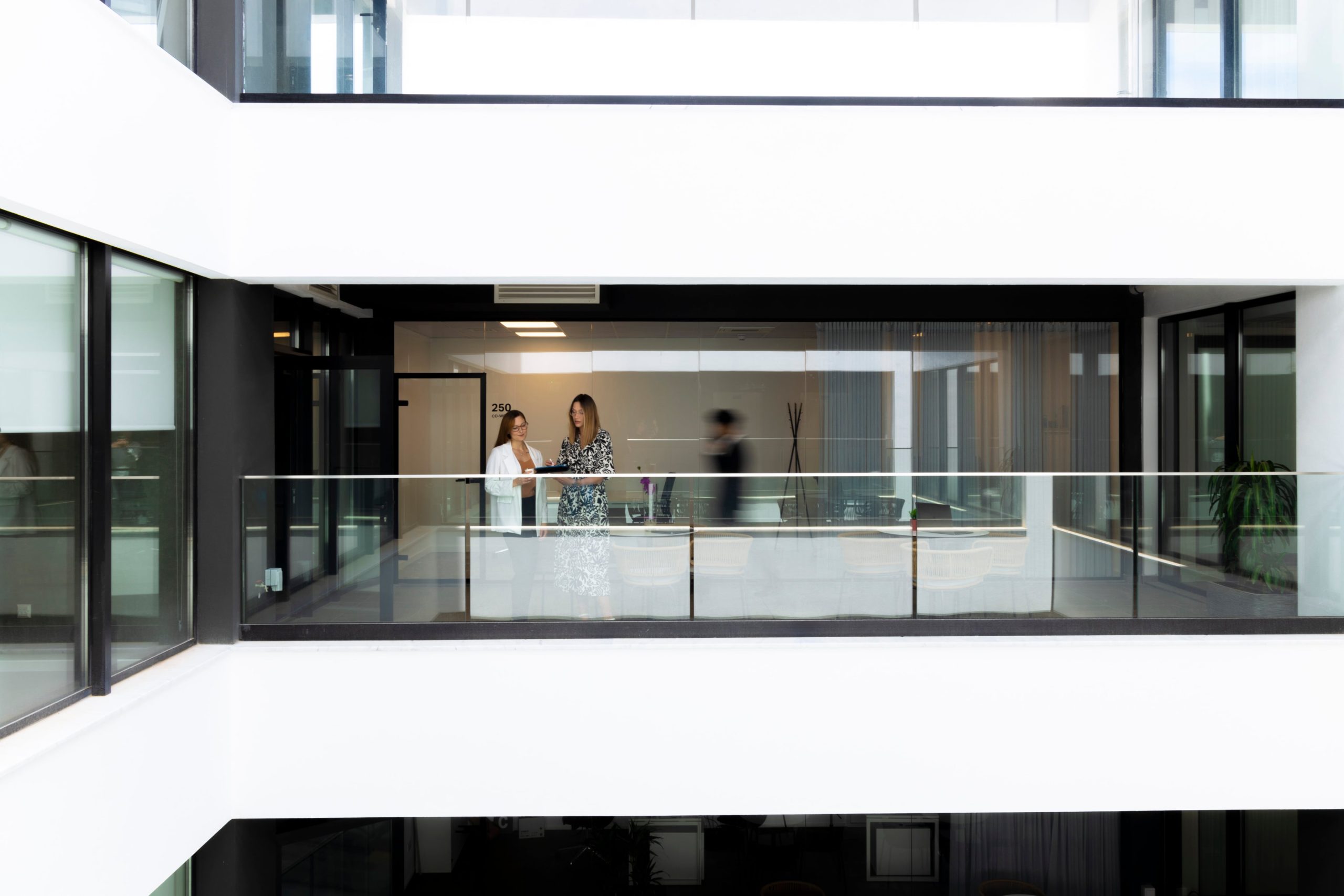 avenue 77 business centre